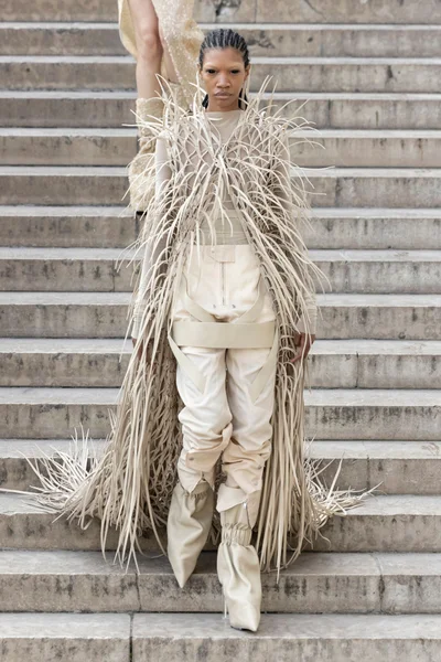 Look 33
